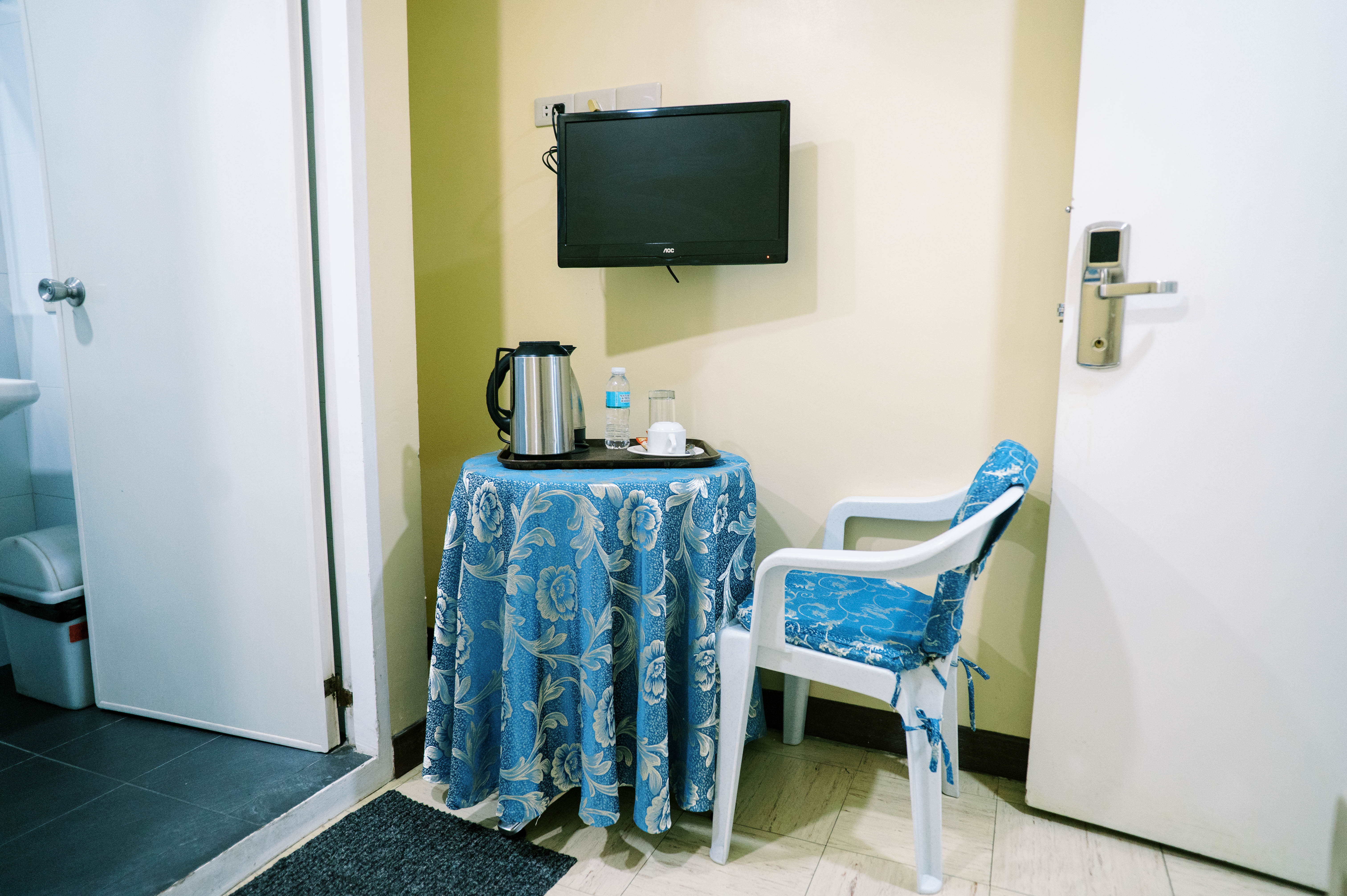 Single Room photo 2
