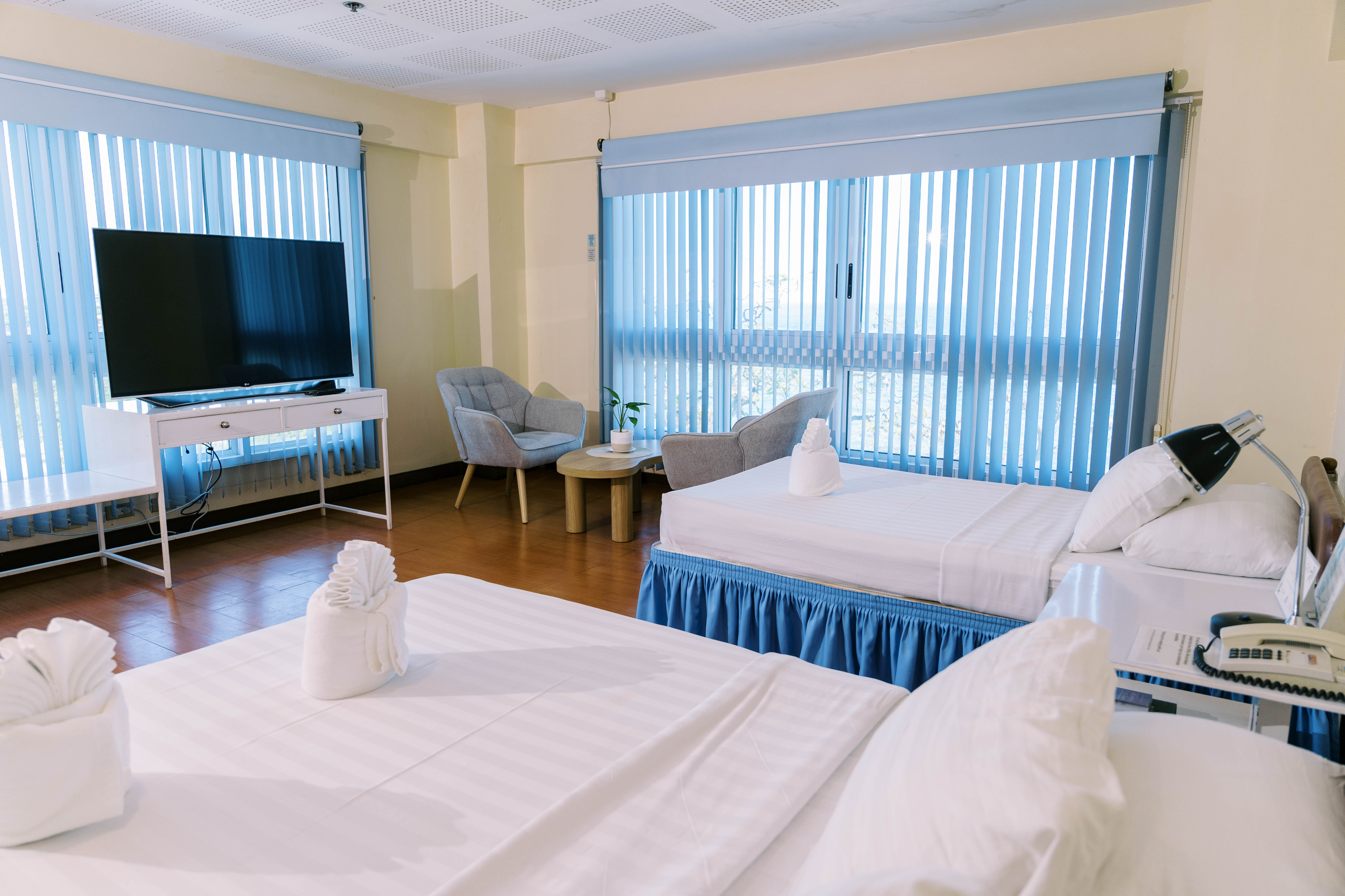 Deluxe Suite photo 3
